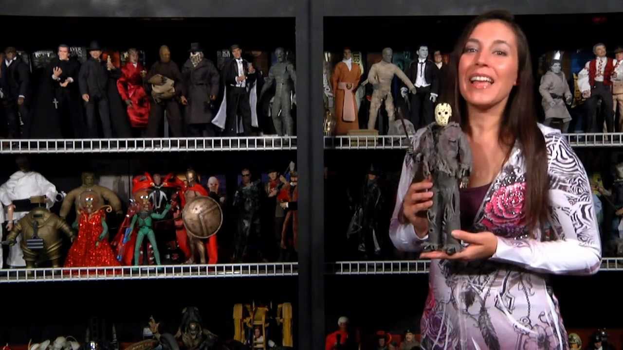 Sideshow 1:6th Friday the 13th Part 7 Jason Vorhees figure - Hot Chix Cool Toy Review (Ep 28)