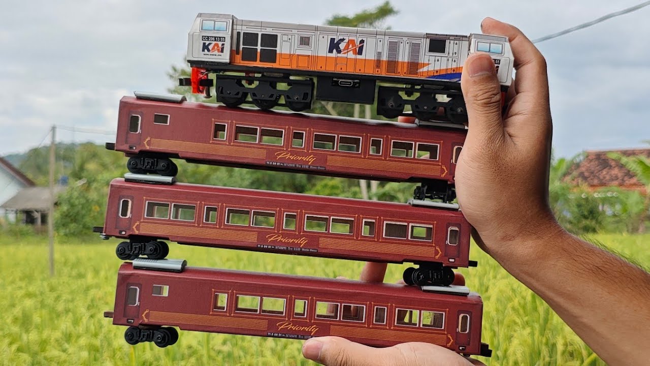 Mulung mainan kereta api indonesia,MERAKIT DIORAMA, di tripel traksikan kuat lohh😱😱😱