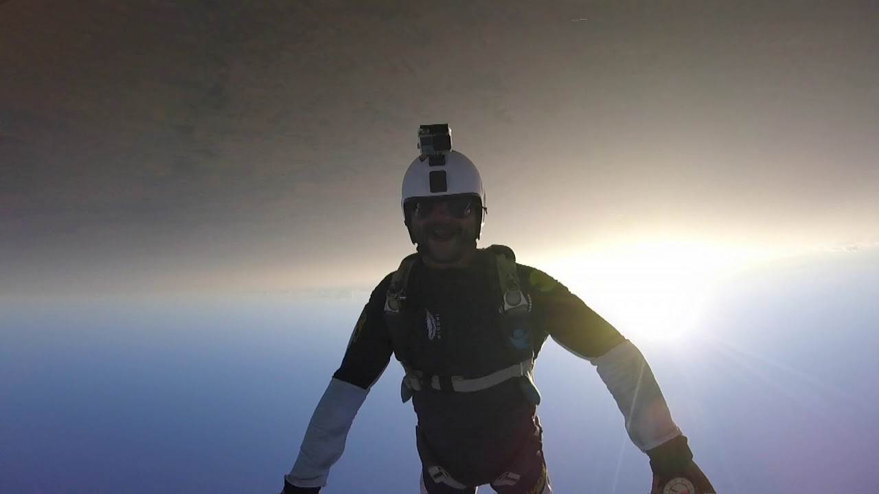 FUNJUMP | Skydive Lillo | Paracaidismo Madrid | #VenASaltar