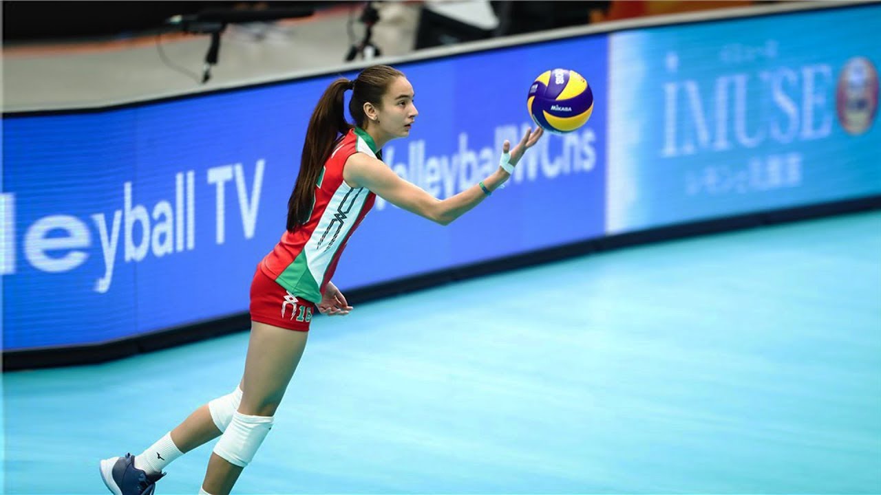 16 Years Old Melanie Parra - Amazing Volleyball Player (HD) #2