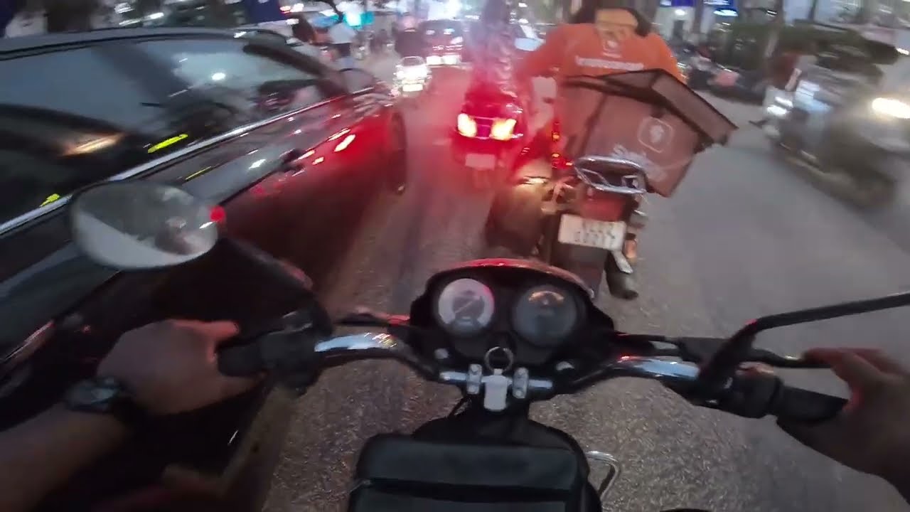 How to Handling Heavy Traffic with Confidence | DXMotovlogs