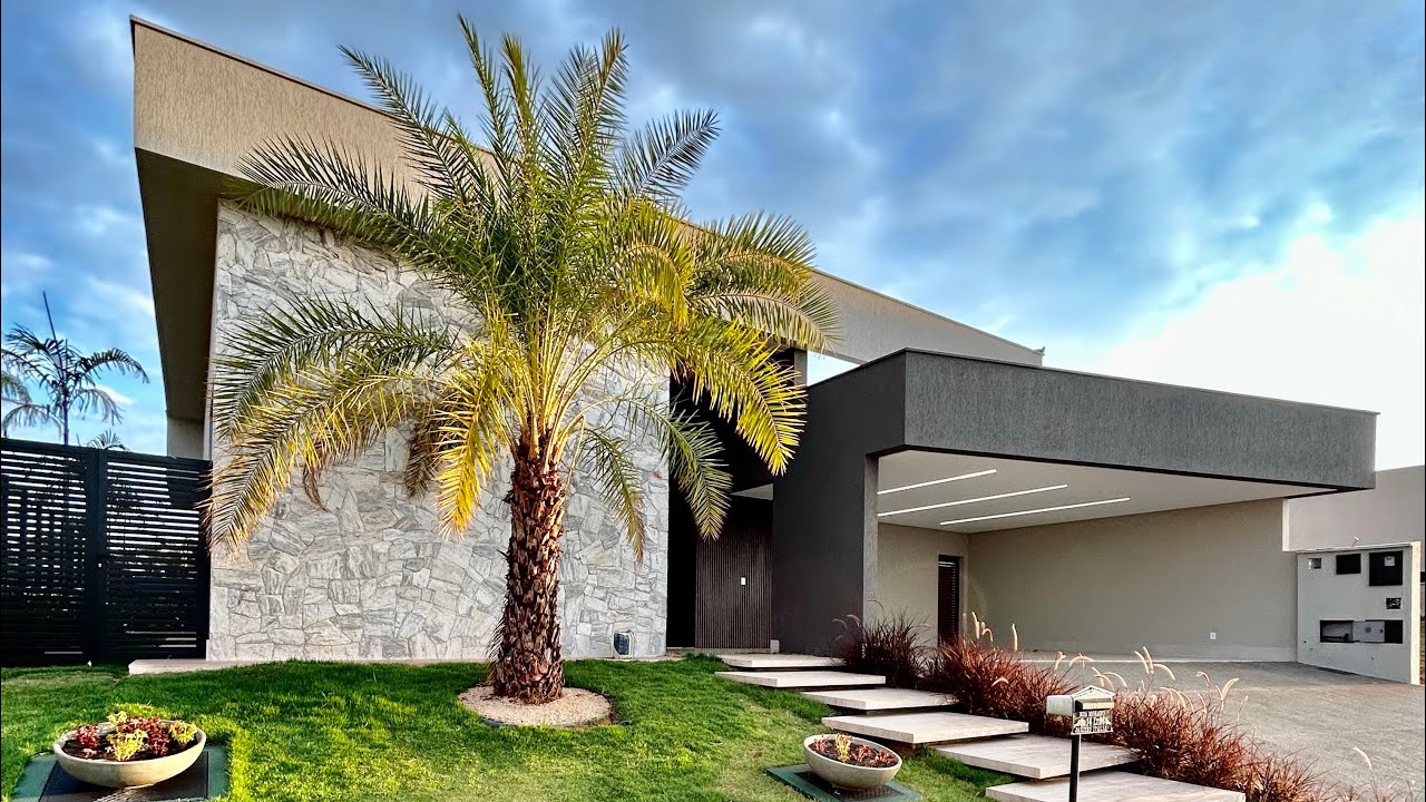 Casa Térrea com 4 suítes - JARDINS ITÁLIA - GOIÂNIA