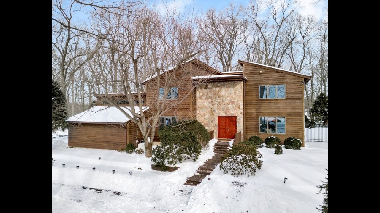855 Sunset Ridge, Bridgewater, NJ 08807