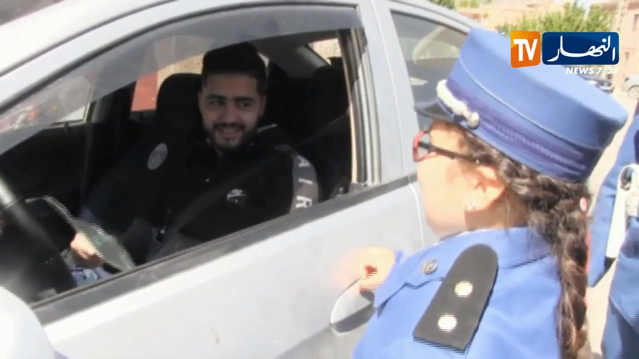 سعيدة: أمن الولاية يحقق أمنية الطفلة نور الهدى بإرتداء البدلة الزرقاء