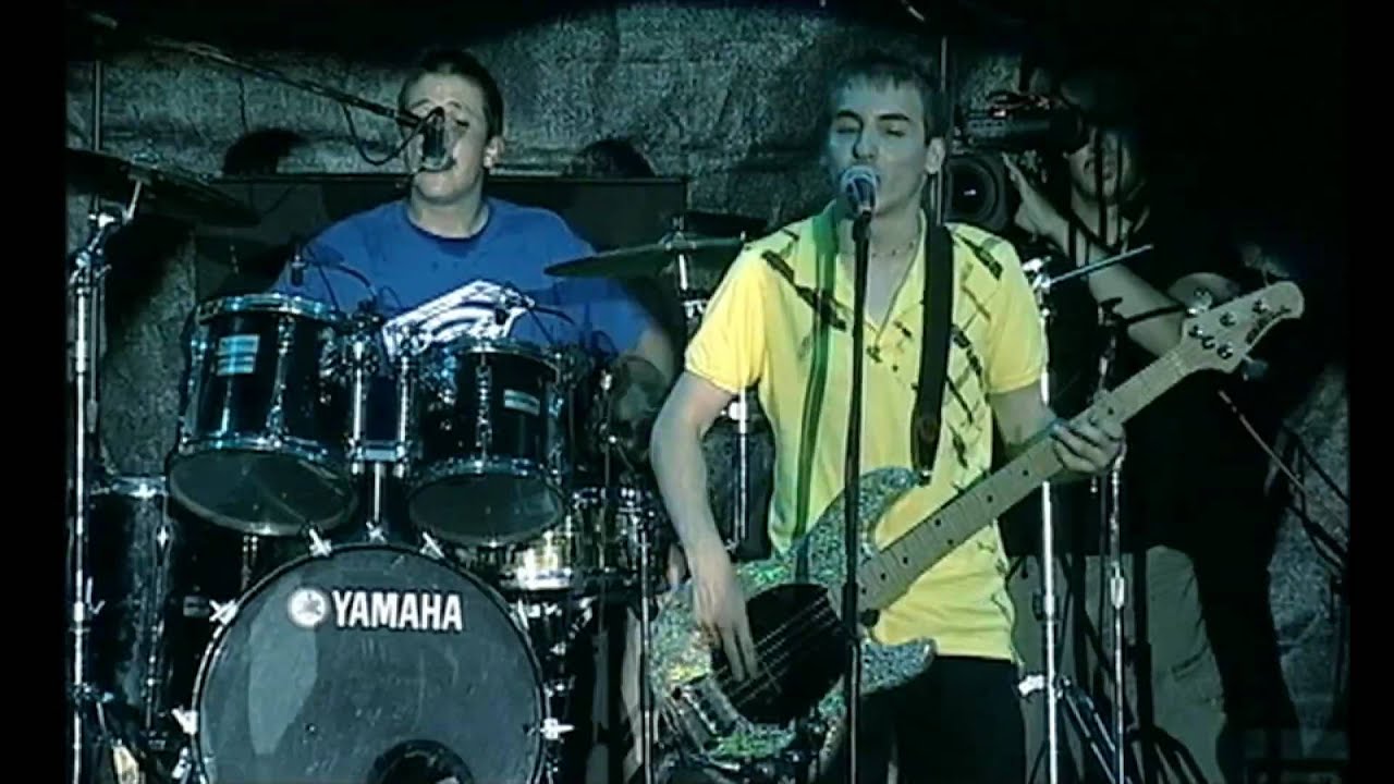 Deep Kick LIVE @ SCHOOLWAVE 2009 (HD 1080p)