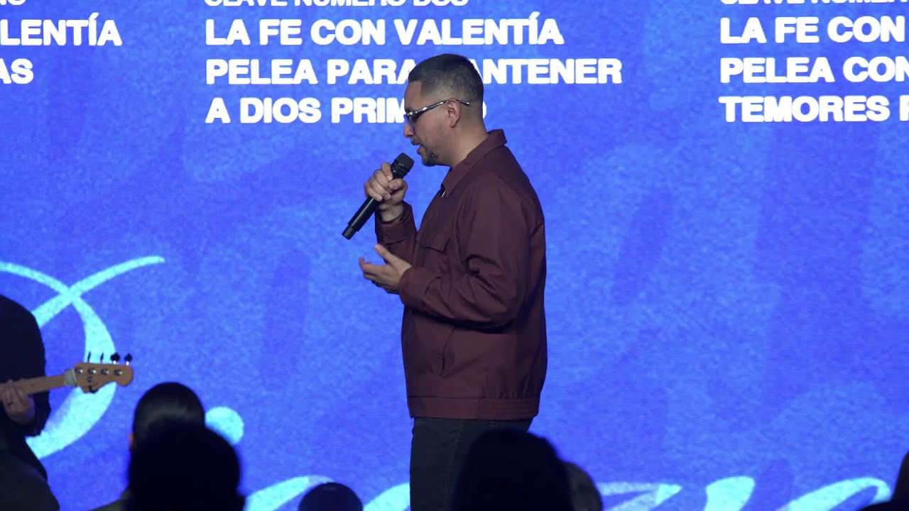 Español 1:30 Service