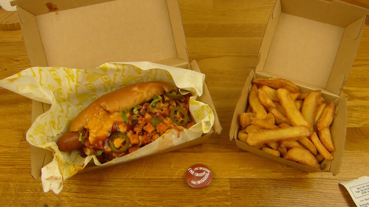 The Big Dog Berlin Hotdog & Fries