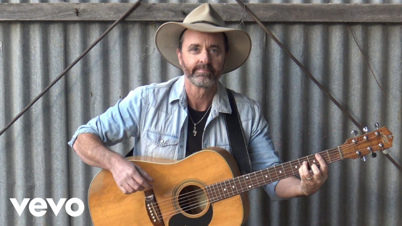 Matt Scullion - The Legend Of The Lamp (Official Music Video)