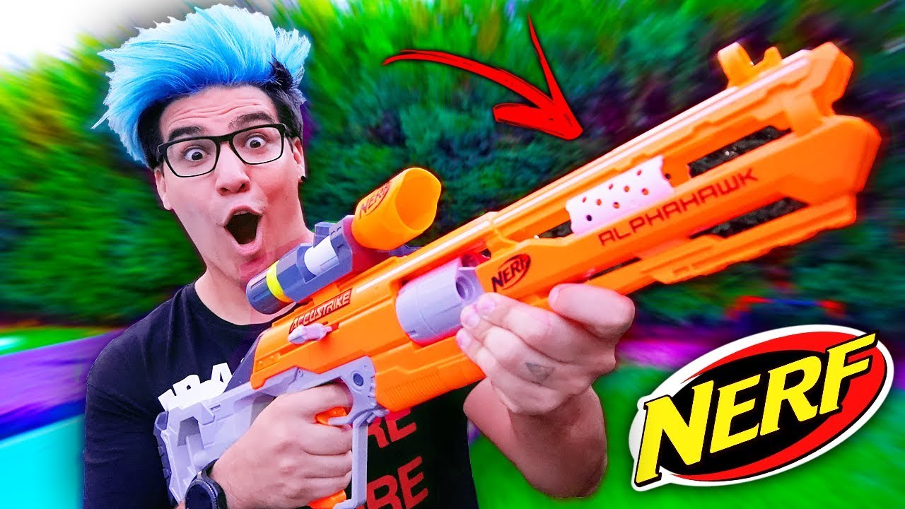 TENTANDO ACERTAR NO ALVO COM NERF