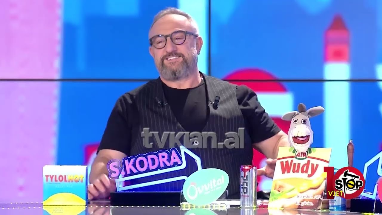 I bie zilja e zgjimit gjatë mbledhjes, Vuçic xhindoset me ministrin