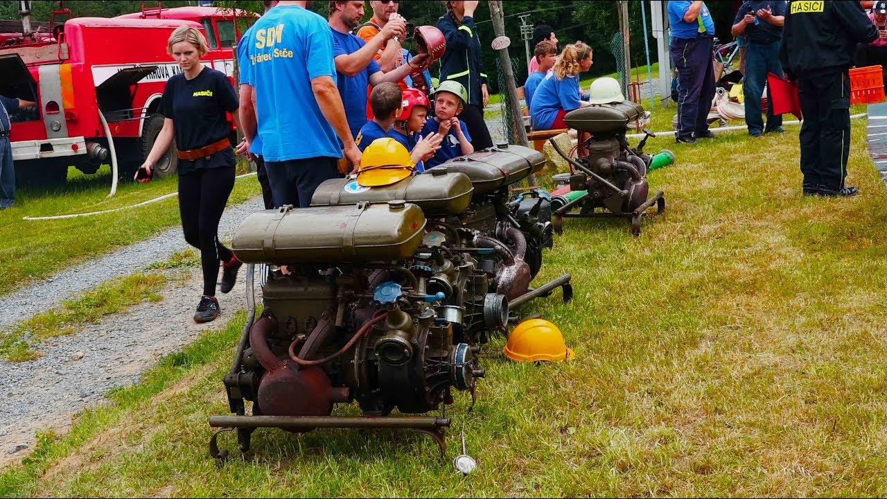 Soutěž historických stříkaček PS-8 - Zubří 2019