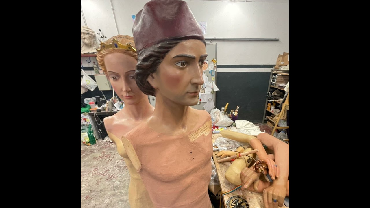 L’Ajuntament de Sant Joan fa unes rèpliques dels gegants més lleugeres per atreure més gent a la ...