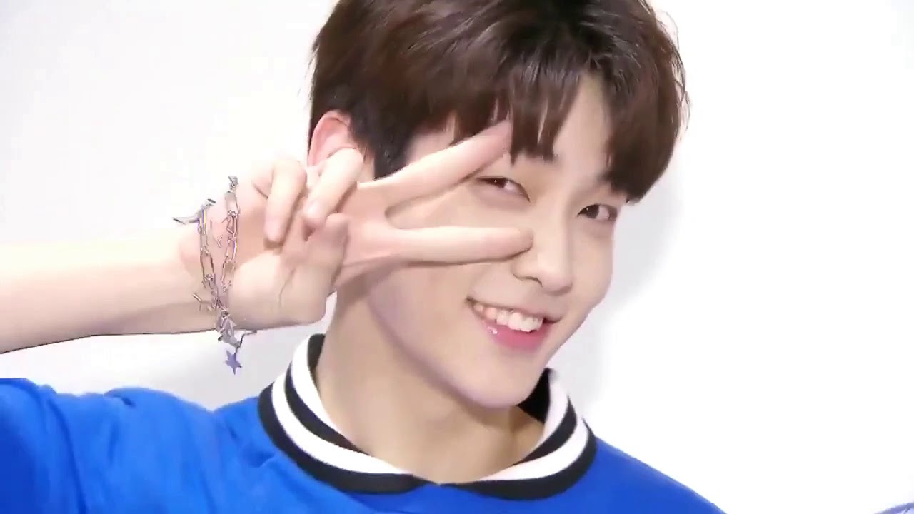 [ENG SUB] TXT Melon Aztalk Q&A 멜론 아지톡 (Inkigayo Interview) 190310