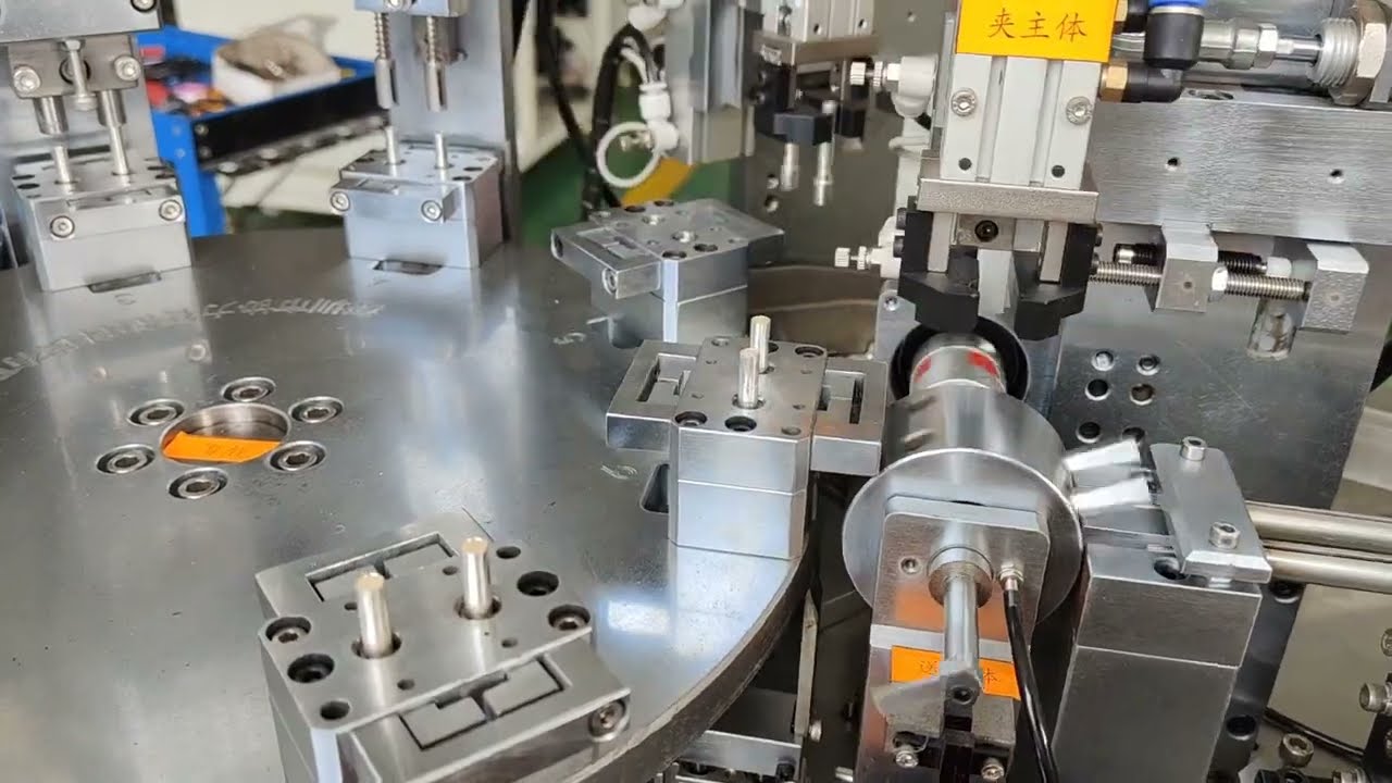 High current connectors automatic assembly machine