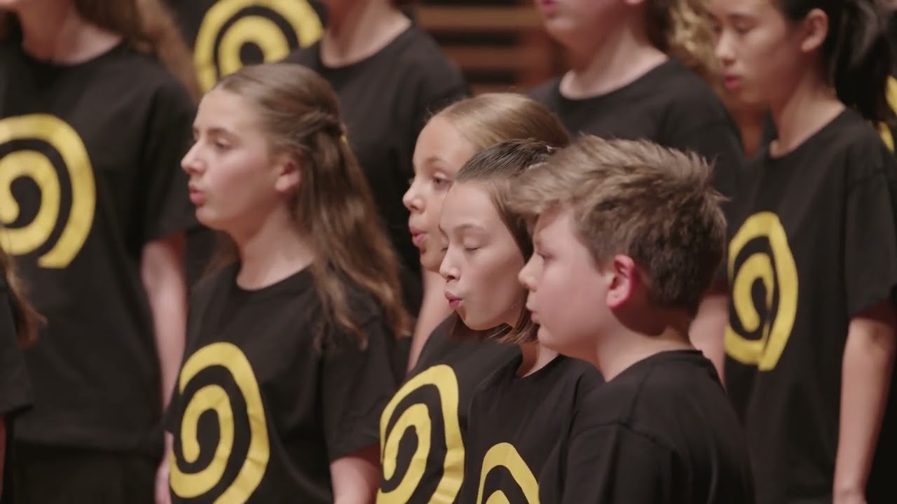 Seven Sisters (Luke Byrne) - Gondwana Novus