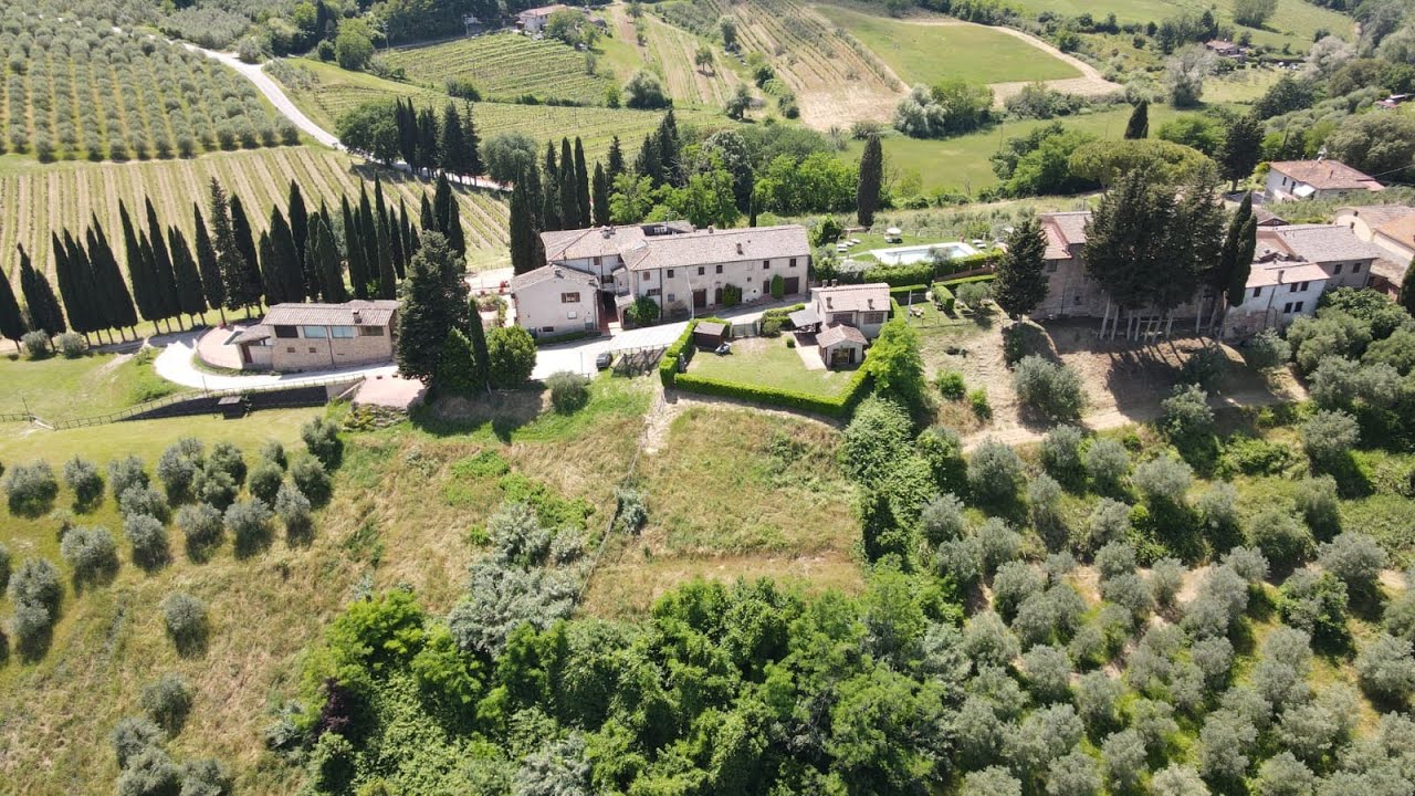 Stupenda Azienda Agricola a San Gimignano Stunning wine farm near San Gimignano
