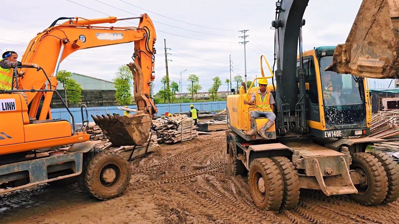 CHỈ HUY TRƯỞNG HỮU KHOAI TV VÀ CÁC MÁY XÚC TRIỆU VIEW LÀM VIỆC TRÊN CÔNG TRƯỜNG | EXCAVATOR TRUCK.