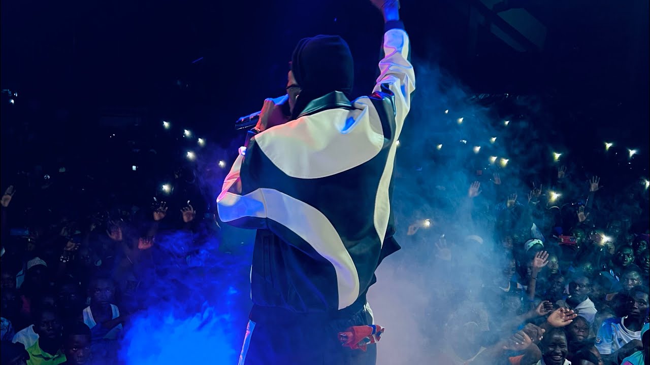 P-Wayne sur le podium de @tiifestival9339  4e Éditions 2025 ( Longueur D’Avance )