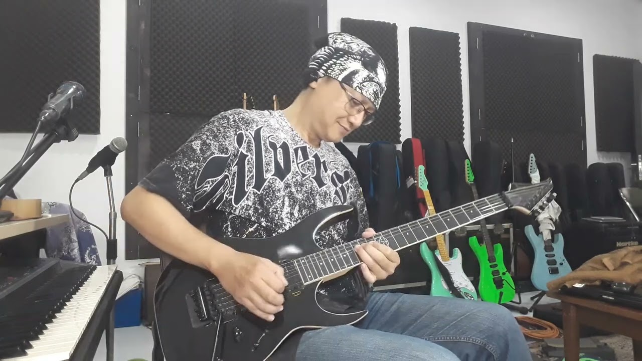 Solo Gitar di Sabtu Pagi | Edo Widiz
