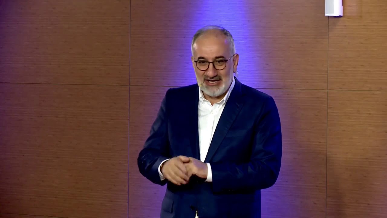 Hakikate omuz verirsen El - Hak da sana yardım eder / Mustafa İslamoğlu
