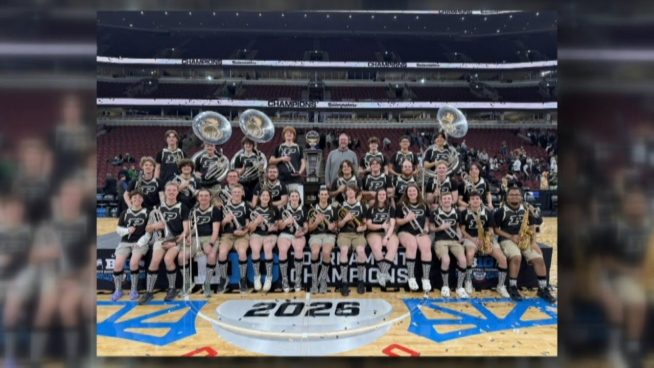 Boiler Brass поддерживает Boiler Ball на пути к March Madness.
