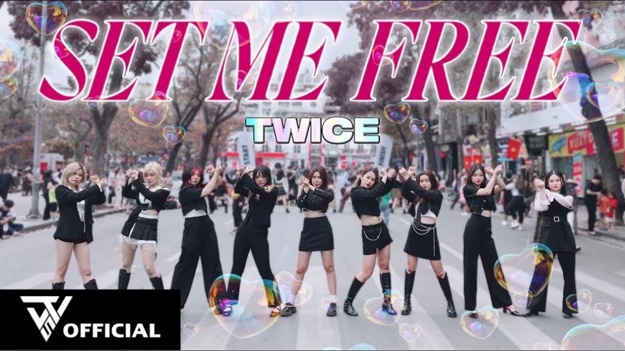 [KPOP IN PUBLIC | ONE TAKE] TWICE 