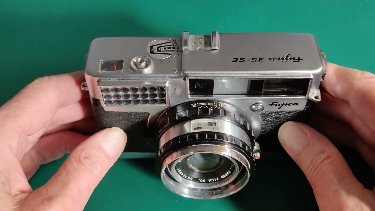 Fujica 35SE - Fuji's 1959 unique 35mm Rangefinder Camera
