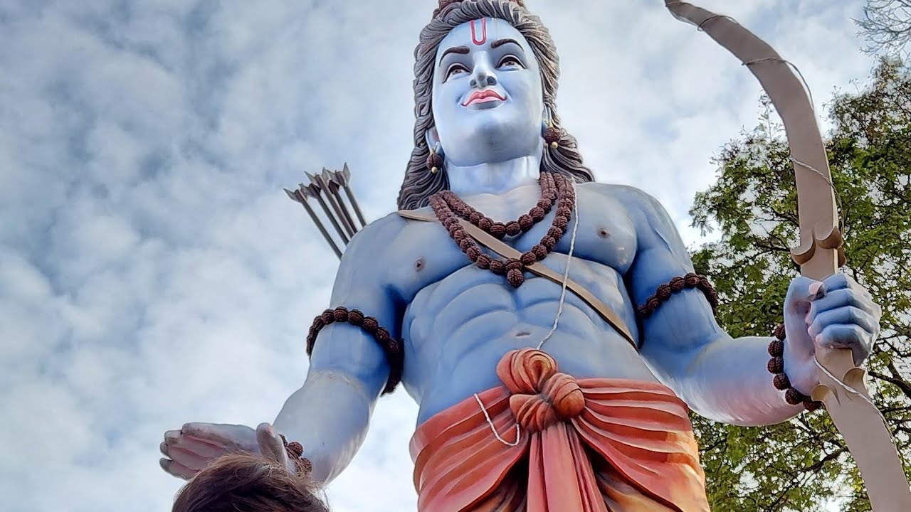 मैं राम भगवान के दर्शन करने जा रहा था तो सोचा आप लोगों को भी ले चलो 🙏