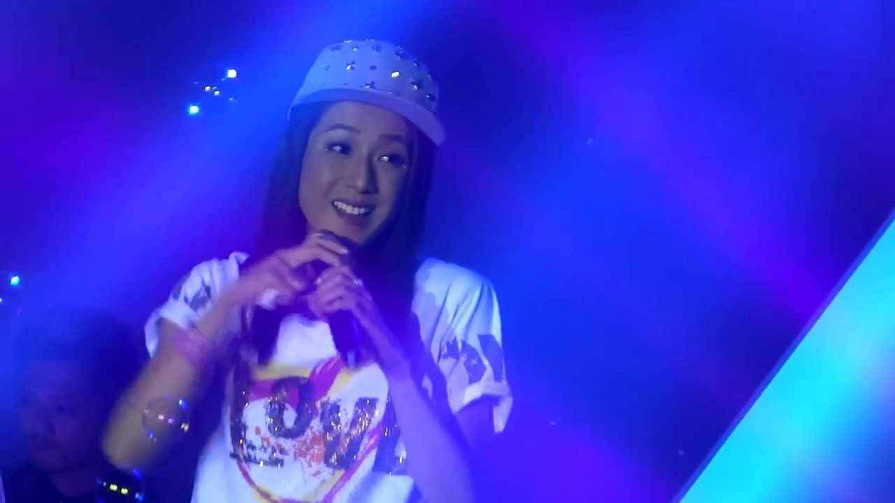 鍾嘉欣 Linda Chung LOVE LOVE LOVE 首個演唱會@ 幸福歌