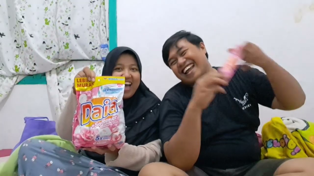 Beli Barang Sesuai Warna
