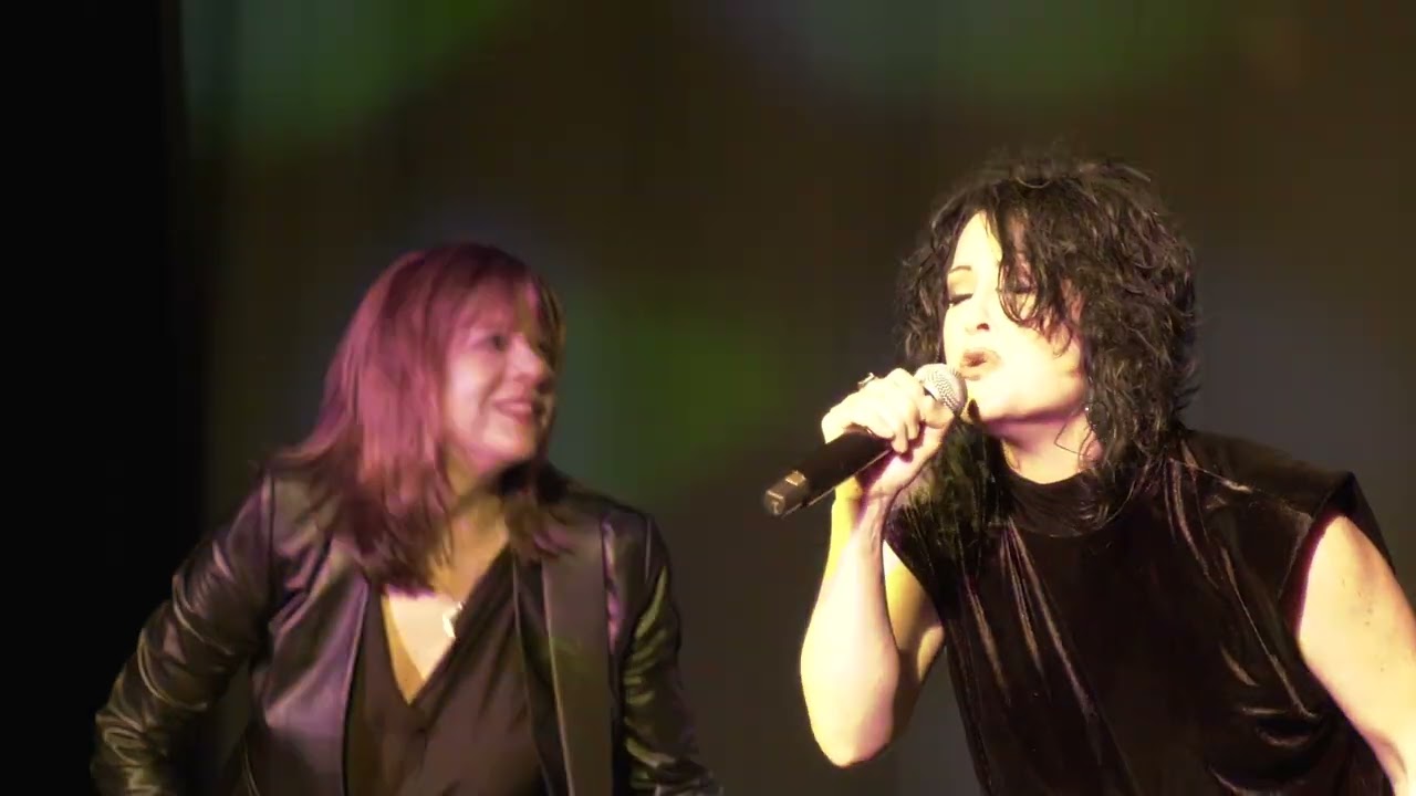 Heart By Heart - Barracuda (Live)