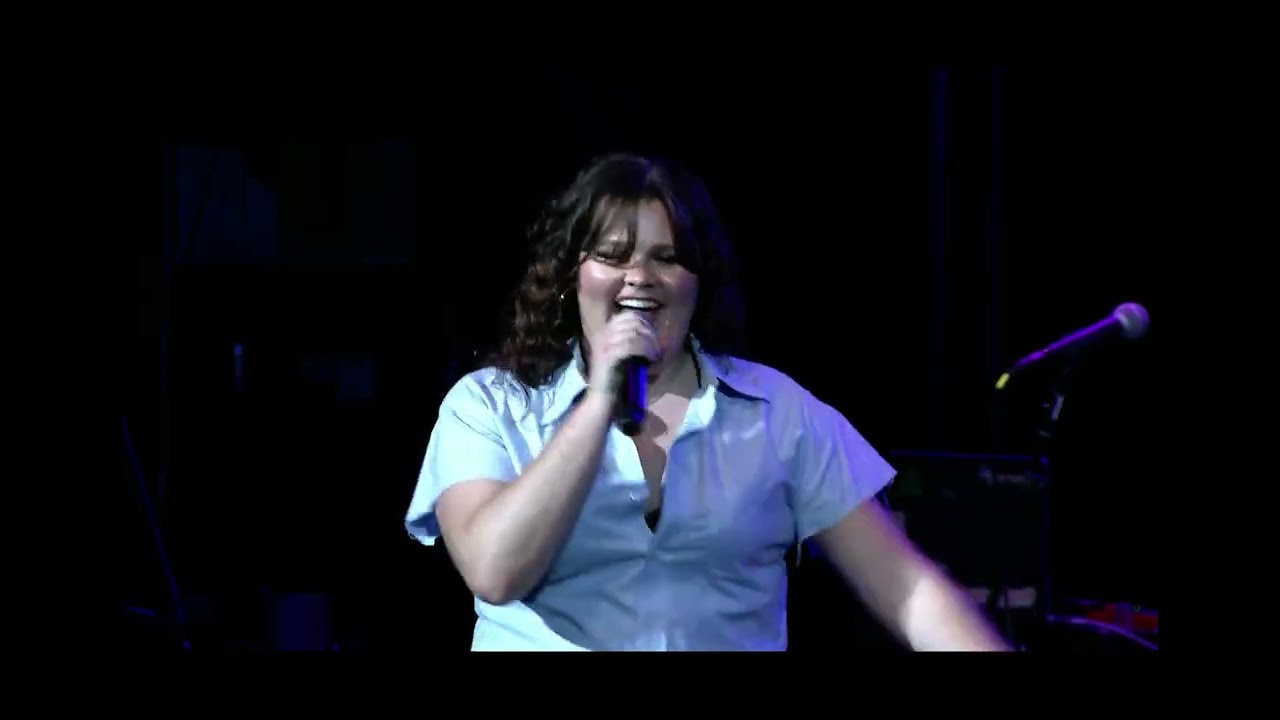 Madison Powers- Caught In The Middle (Paramore Cover)
