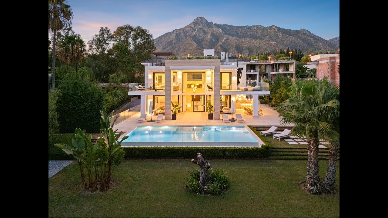 Villa - Golden Mile - Marbella, Price: 5.900.000€ - Ref: 8672