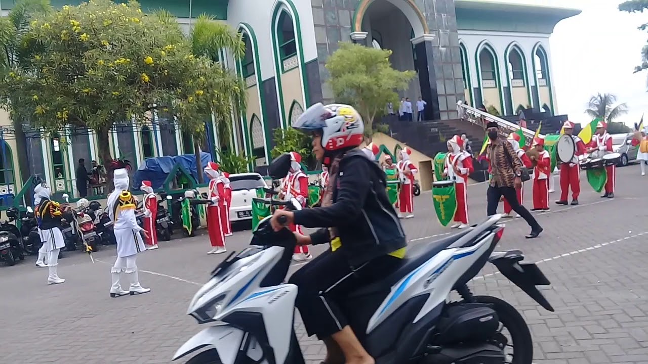 Drum band smpn ternate