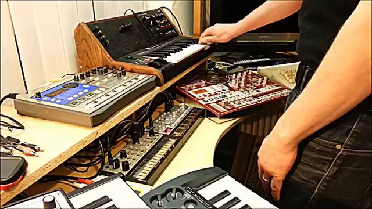 'Coffee' Electribe EA-1 with Volca Bass, Keys, Electribe ESX-1, MT25d Monotribe multimod