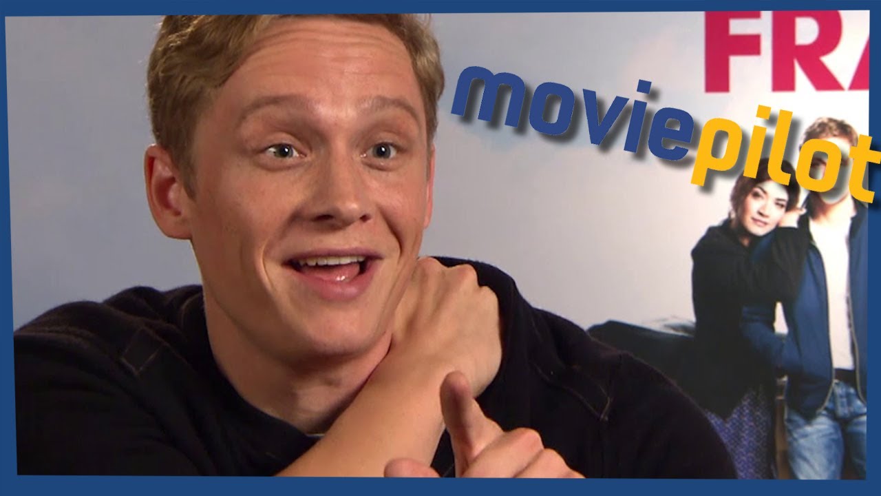 Matthias Schweighöfer hat Angst vor Moviepilot? | Frau Ella Interview