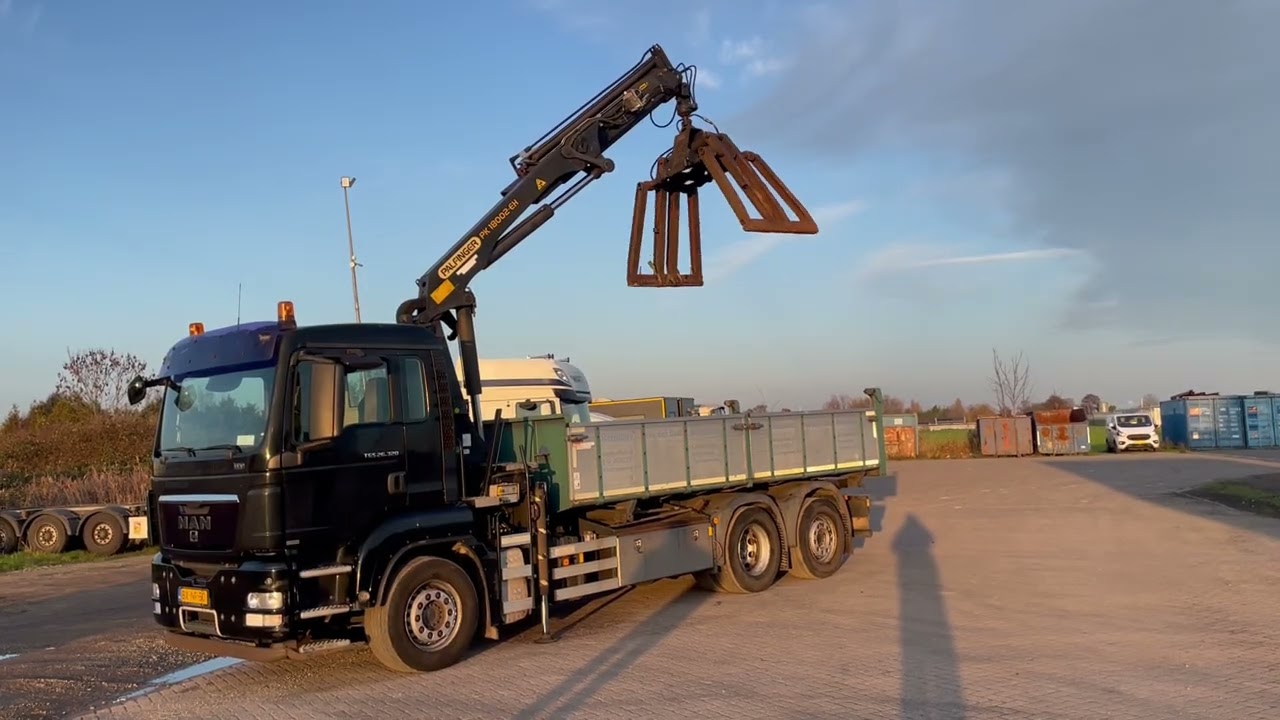 For sale Man Tipper with palfinger pk 18.000 remote control 134.000 km at Koot handelsonderneming 