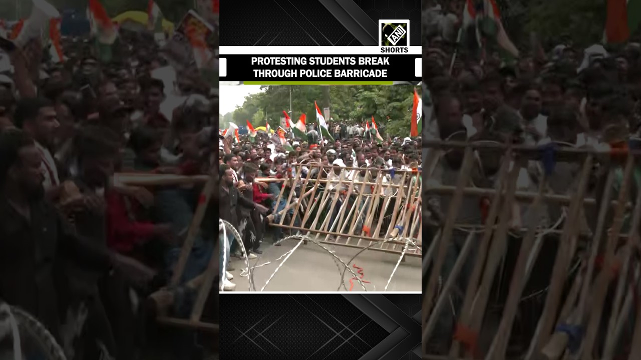 Jharkhand &lsquo;Vidhan Sabha Gherao&rsquo;: Protesting students break through Police barricade