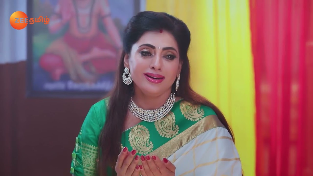 Parvathy is Surprised to see Bhuvaneshwari - Sembaruthi - Full Ep 1366 - Zee Tamil