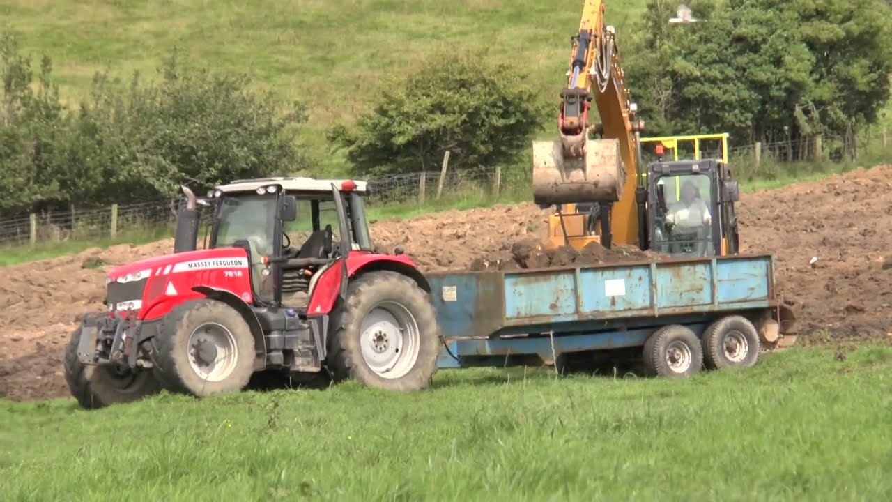 FENDT 720 PLOUGHING & Digging a field full of rocks July 2024