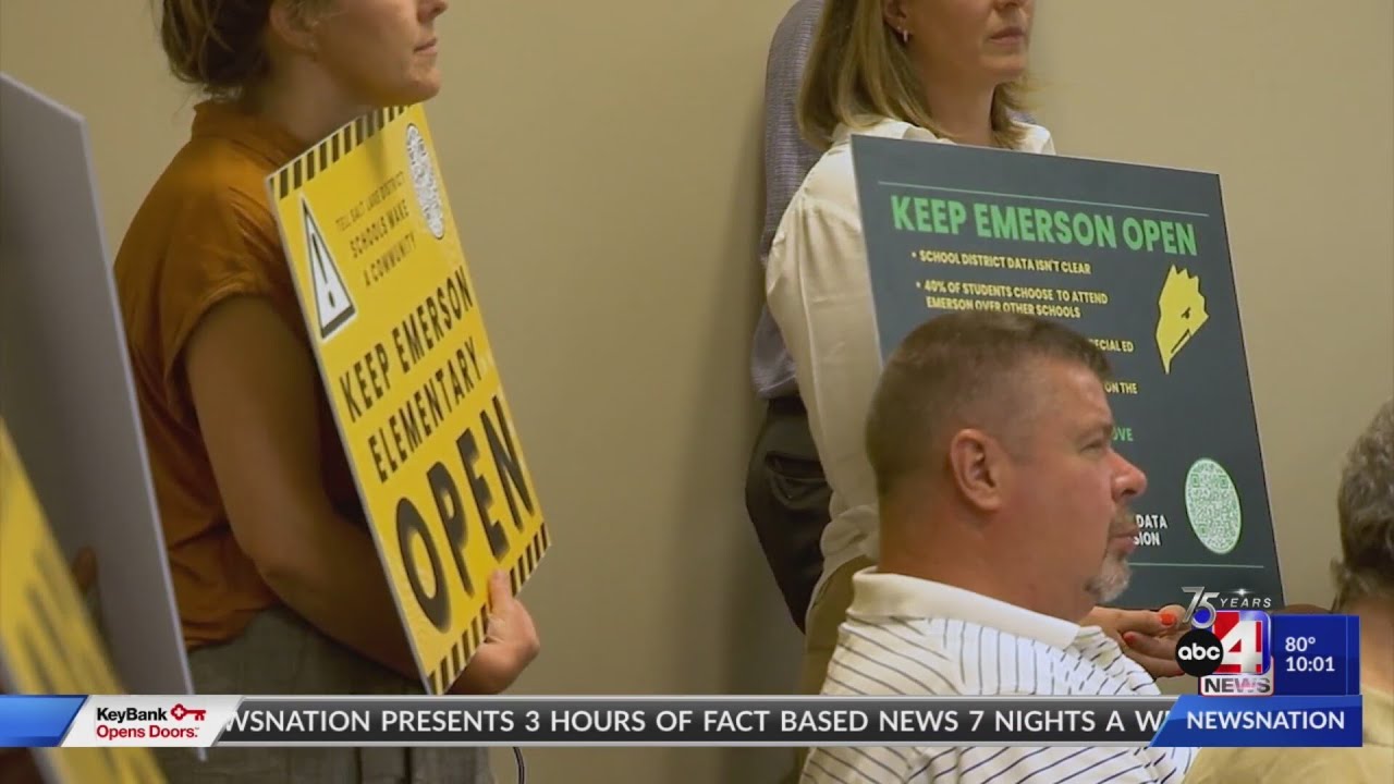 Salt Lake City School District heard arguments for keeping schools open
