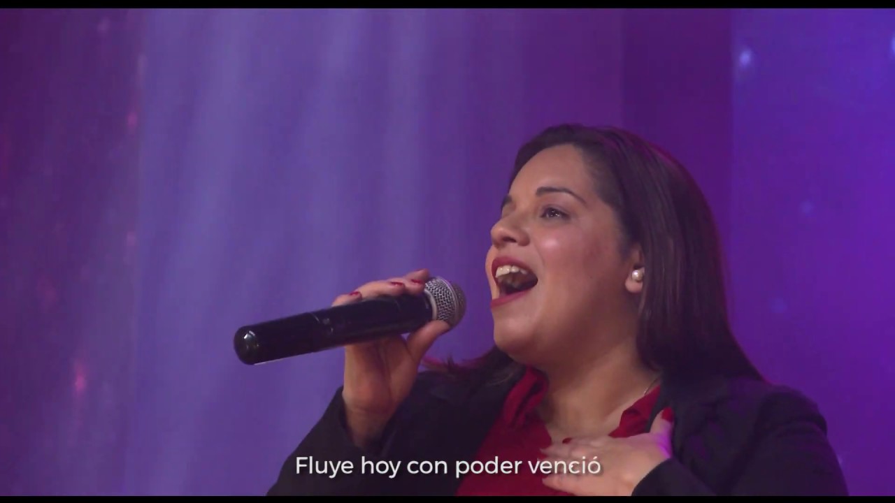 Es la Sangre de Jesús   CCDEA Altar