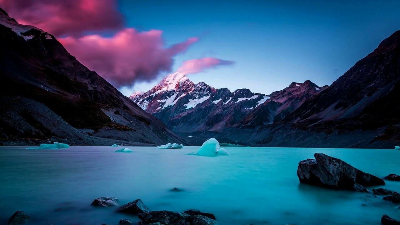 Blue ice (feat Auronlay)
