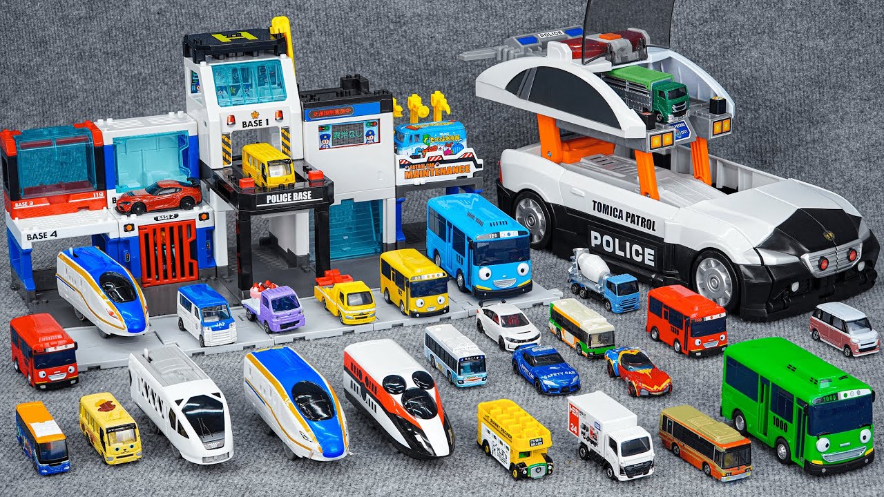 ぐるっと変形!パトカ一トミカを一気に出動!DXポリスステ一ショントミカ警察署が音声サイレンと一緒に回転、緊急手動モ一ドに!Tomica Police Station Collection ASMR