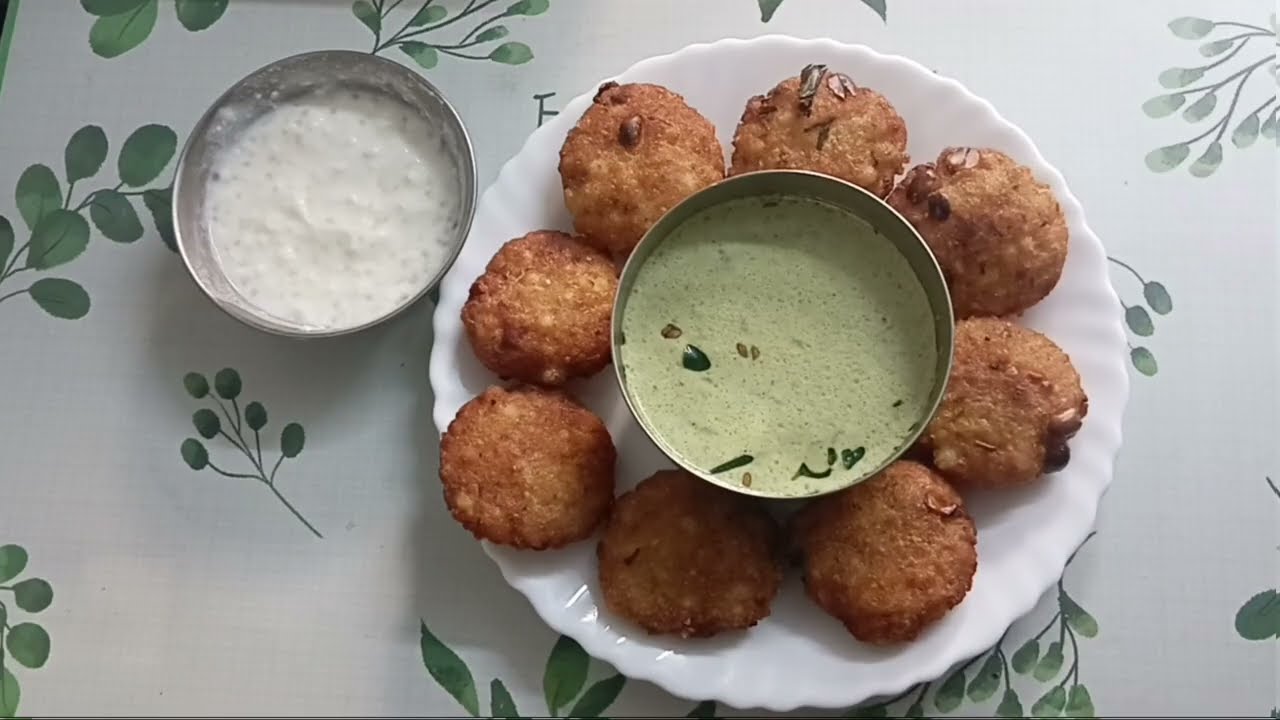महाशिवरात्री स्पेशल कुरकुरीत असा उपवासाचा साबुदाणा वडा आणि उपवासाची चटणी/ Sabudana Vada/#recipe 