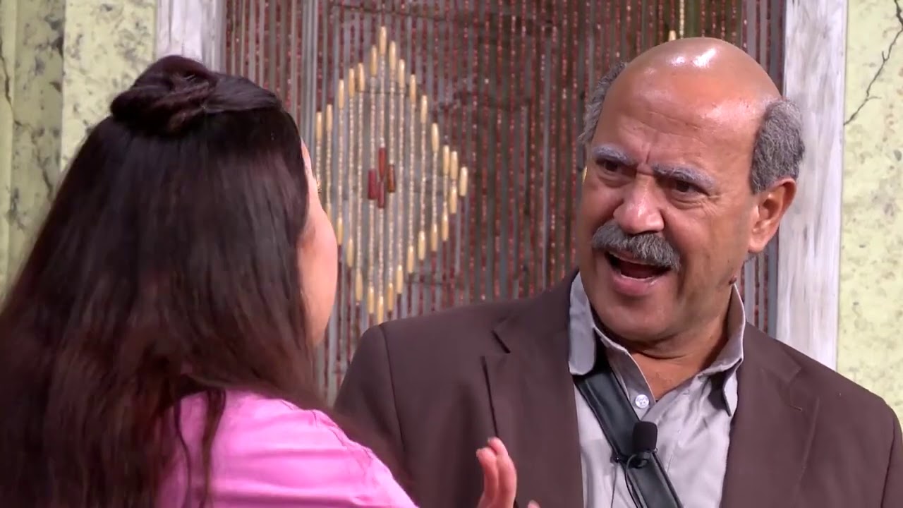 اللوكاندة | عم رمضان ليه عند حد بلديتنا في الشرقية ١٠٠ جنيه شوف بعت هدهد راكب إيه لحد هناك 😂