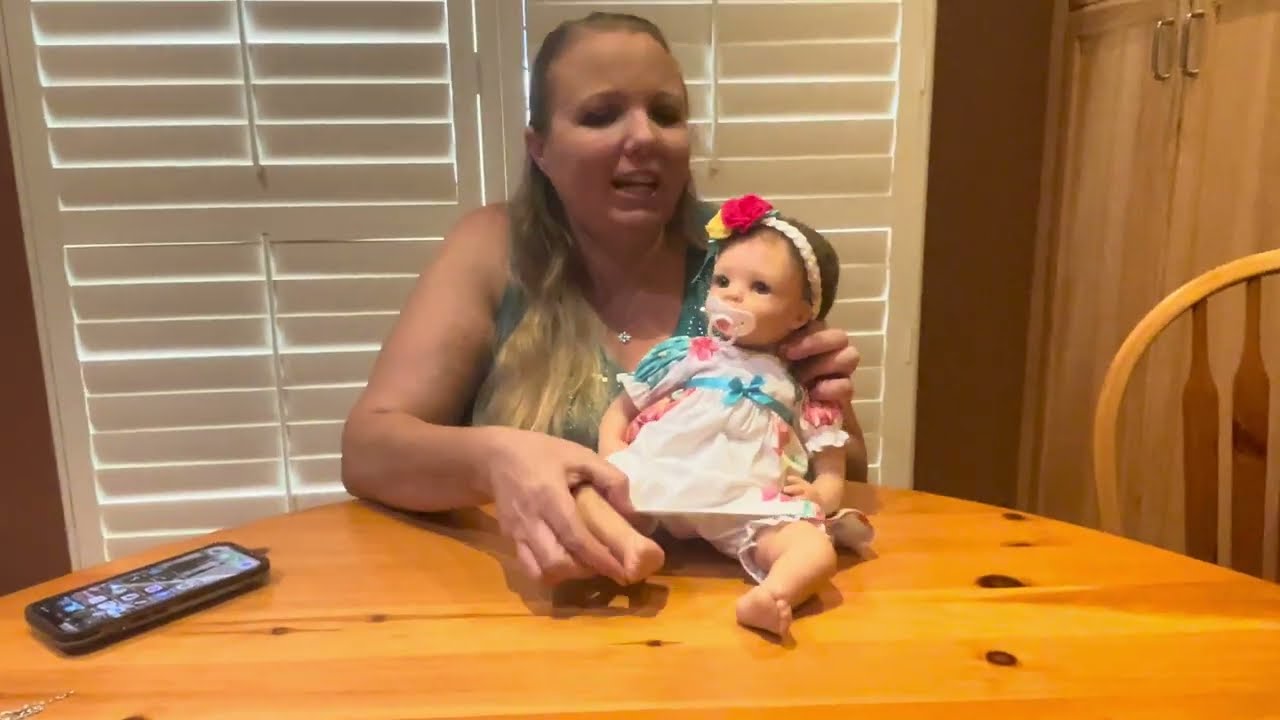 Ashton Drake Pretty and Petite Presley