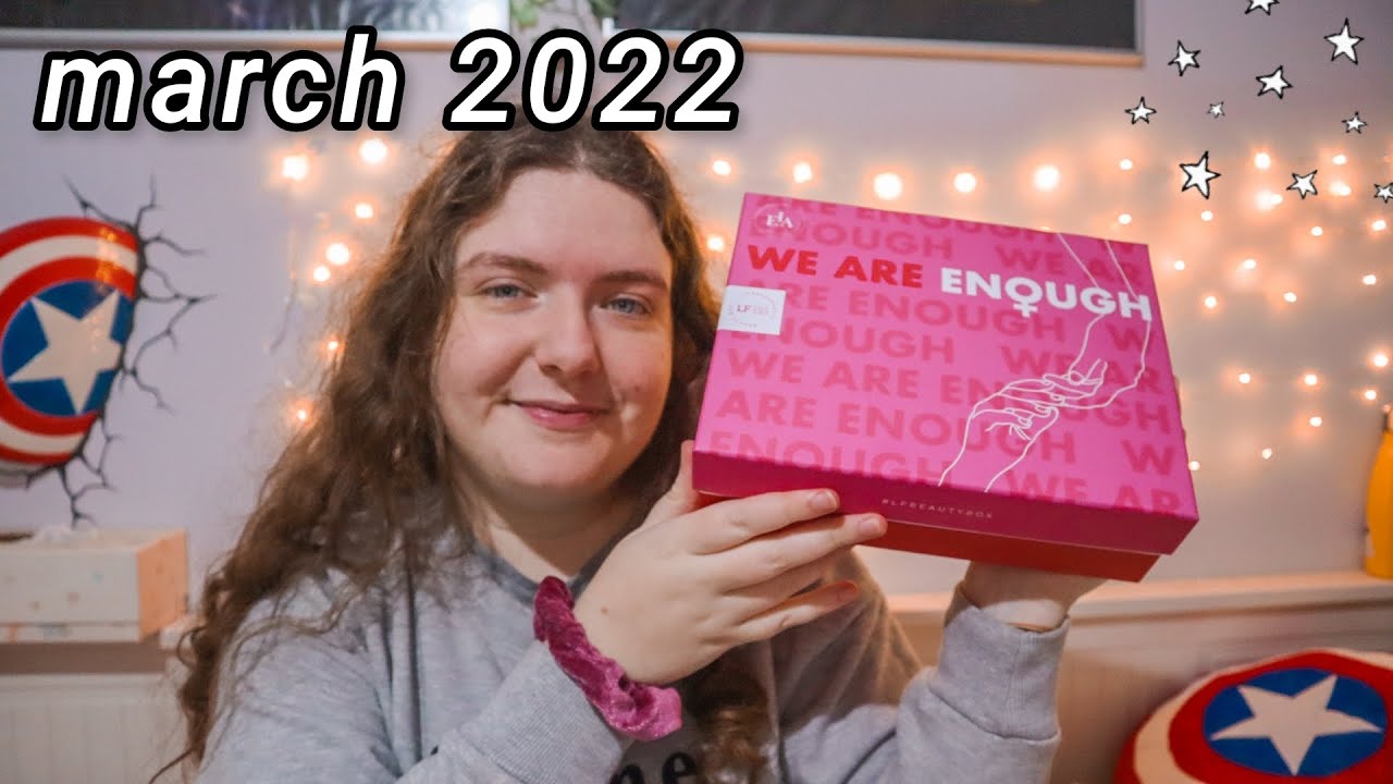 LookFantastic beauty box - March 2022 unboxing