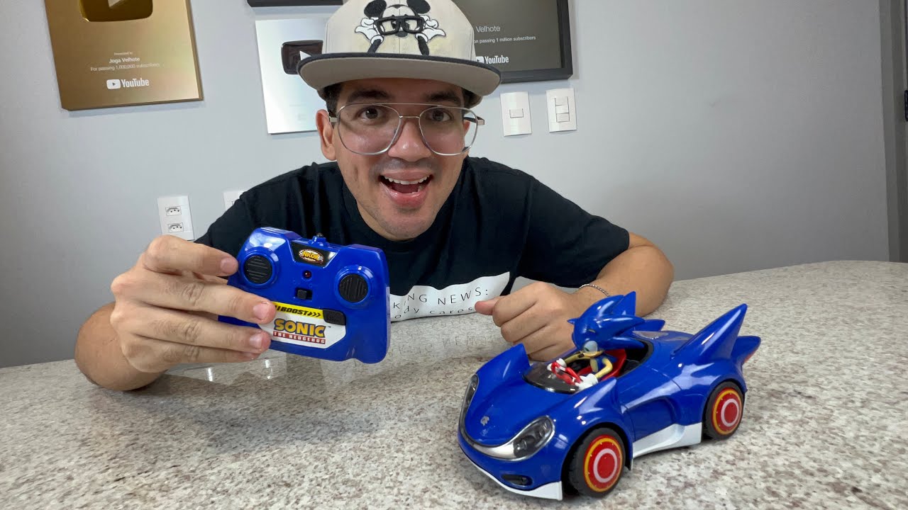 COMPREI UM SONIC DE CONTROLE REMOTO E TESTEI! (incrível)