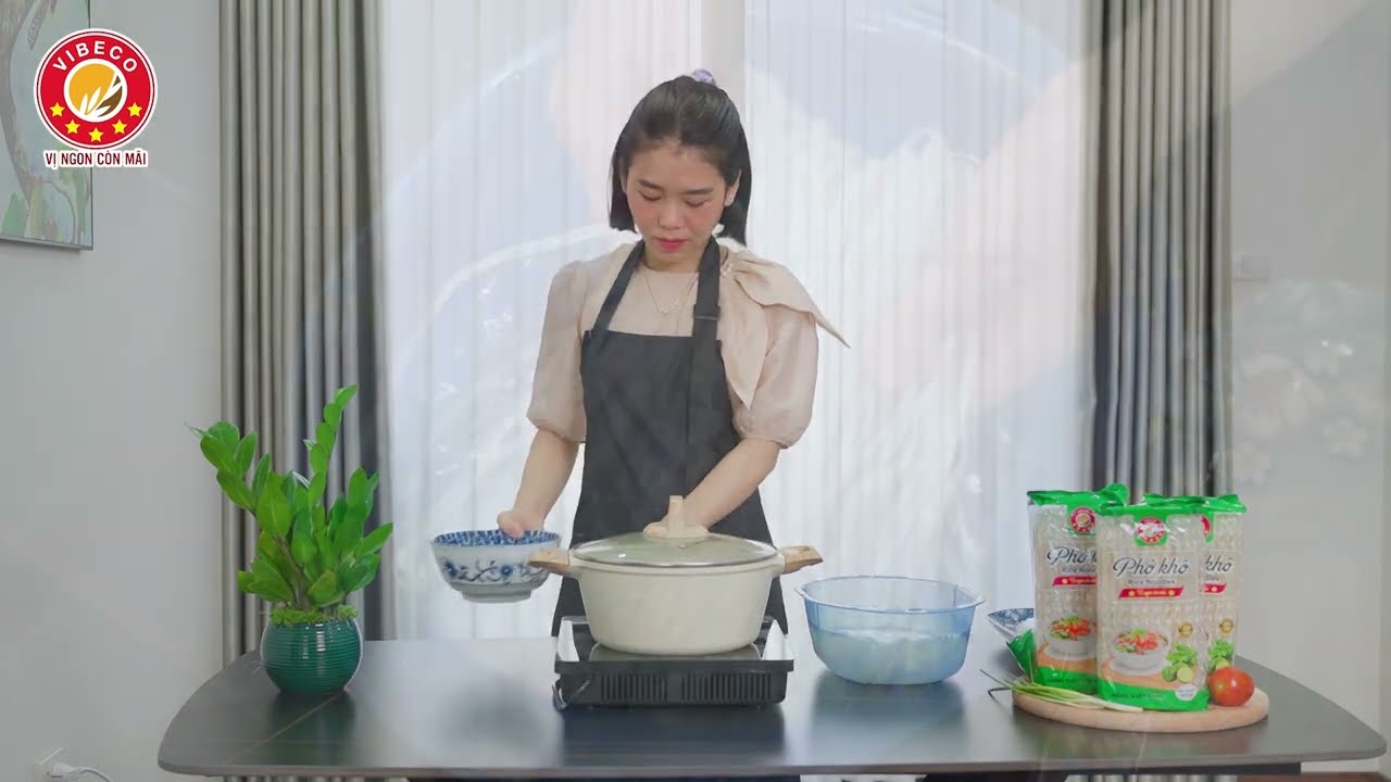 C&aacute;ch sơ chế phở kh&ocirc; Vibeco th&agrave;nh phở tươi